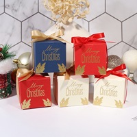 Boîtes cadeaux en papier pour Noël, boîtes carrées pour bonbons et friandises avec ruban en soie pour l'emballage de cadeaux de fête de Noël