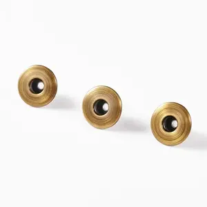 China Großhandel heißer Verkauf Runde Jean Buttons Pins, um kleinere engere Mode Näh knopf Diy verstellbare Taille Schnalle zu machen