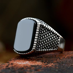 Meistverkaufte Herren Retro Edelstahl-Ring mit Eingelegtem Stein Europäischer Stil Edelstein Islam Religiöse Ringe Großhandel - Product Image 4