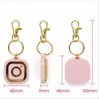 Porte-clés NFC en acrylique 213/215/216 – Cadeau promotionnel moderne avec lien vers les réseaux sociaux Instagram/TikTok – Porte-clés Instagram NFC en acrylique