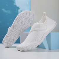 Nouvelles chaussures aquatiques multifonctionnelles à cinq doigts pour la randonnée en ruisseau, la natation, le yoga, taille parent-enfant 30-46, support OEM/ODM
