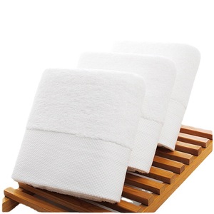 Ensemble de serviettes d'hôtel en pur coton blanc, 16 serviettes de bain en laine spirale pour hôtels cinq étoiles et salons de beauté - Product Image 5