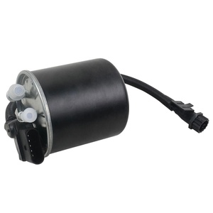 Ricambi motore <span class=keywords><strong>Auto</strong></span> filtro carburante A6510901552 WK820/18 uso per <span class=keywords><strong>Auto</strong></span> tedesche 2.1L W204 C204 S204 serie W212 automobili Mercediz - Product Image 2