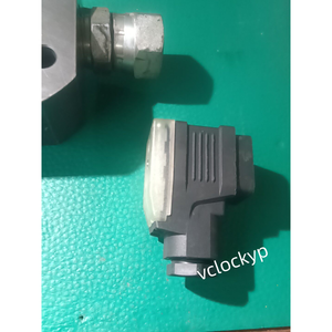 1PC VCA2FCR1 30013832/10-38 Débitmètre KRACHT FedEx ou DHL d'occasion - Product Image 1