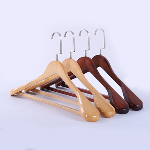 Bán Sỉ Móc Treo Quần Áo Chất Lượng Cao Móc Treo Áo Khoác Bằng Gỗ Màu Trơn Rộng Vai Bằng Gỗ - Product Image 2