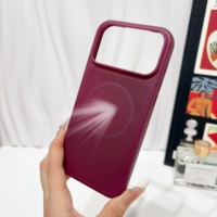 Coque de téléphone magnétique en gros à dissipation thermique pour iPhone 18 17 Pro Max 16 15 14, avec dos rigide en PC et maille respirante pour un refroidissement optimal