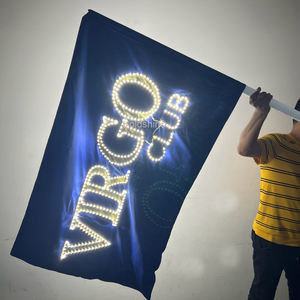 Drapeaux lumineux LED personnalisés en polyester à main pour la publicité commerciale, les discothèques, les fêtes, les drapeaux promotionnels LED - Product Image 2