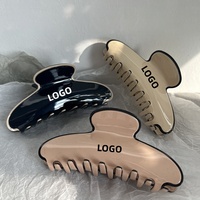 Pince à Cheveux Grande Taille 10,5 cm en Acétate Écologique avec Logo Personnalisé, Motif Marbre, Vente en Gros