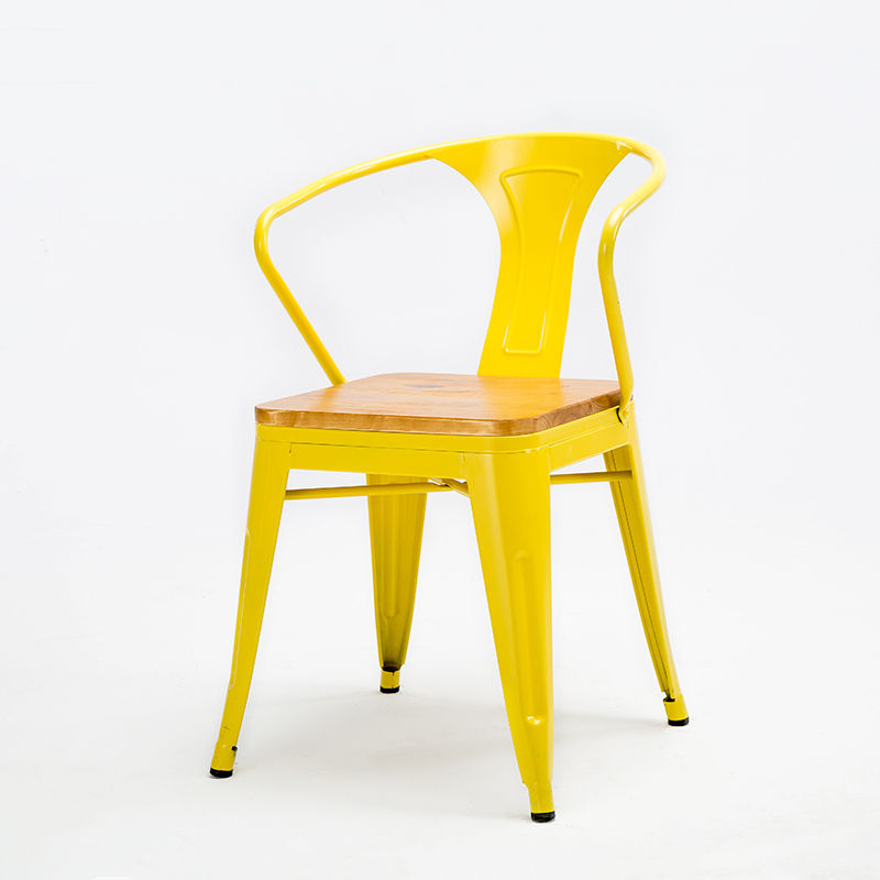 สีเหลือง