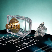 Flacon de parfum rectangulaire en verre mat transparent 50 ml, design unique 2026, avec pulvérisateur à pompe doré, rechargeable et personnalisable, parfum épais