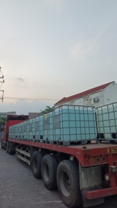 บลูวัน ยูเรียคุณภาพสูง น้ำยูเรียบริสุทธิ์ 40% น้ำดีอิออนไนซ์ 60% เวียดนาม สีขาวบริสุทธิ์ บรรจุถุงแบบยืดหยุ่น 20,000 ลิตร สำหรับก๊าซไอเสีย - Product Image 4