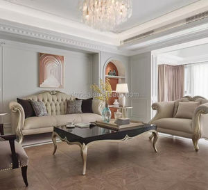 أريكة فرنسية أنيقة لغرفة المعيشة عتيقة منحوتة من الجلد البيج ، أثاث فرنسي كلاسيكي - Product Image 1