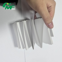 Étiquette adhésive en carton imperméable sur mesure pour étiquette RFID, parking, événement, supermarché, carte d'embarquement