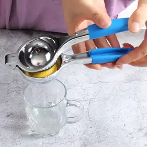 Kitchen Gadgets Non-Slip Grip Zinc Alloy Manual Fruit Juicer Lime Orange Citrus Lemon Squeezer
