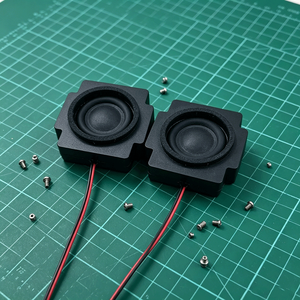 Mini haut-parleurs audio filaires personnalisables 1 pouce 2 pouces <span class=keywords><strong>4</strong></span> <span class=keywords><strong>Ohm</strong></span> 8 <span class=keywords><strong>Ohm</strong></span> système de klaxon de conducteurs carrés minces à gamme complète - Product Image 1