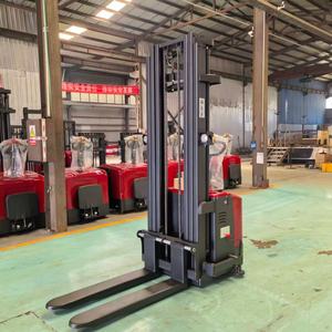 Apilador Eléctrico Autocargable de 2 Toneladas y 5 Metros, Tipo Walkie, con Frenos Electromagnéticos - Product Image 5