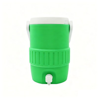 Support de canette isotherme personnalisé de 16 oz avec poignée – Mini porte-boissons mignon, cadeaux sportifs pour décorations de fête au bord de la piscine, manchon isotherme pour canettes