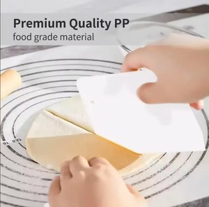 Cortador de Masa Multiusos, Raspador de Tazones para Masa de Pan, Fondant, Crema para Pasteles, Espátula, Cortadores de Repostería, Kit de Repostería para Cocina - Product Image 2