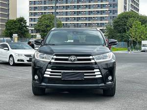 <span class=keywords><strong>Toyota</strong></span> <span class=keywords><strong>Highlander</strong></span> 2.0T 4WD Édition Luxe 7 places SUV <span class=keywords><strong>2018</strong></span>, cuir clair, turbo essence, norme nationale V, <span class=keywords><strong>occasion</strong></span> - Product Image 2