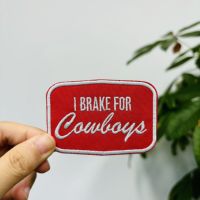 Échantillon gratuit tissu personnalisé brodé Patch Badges lettre patchs pour vêtements