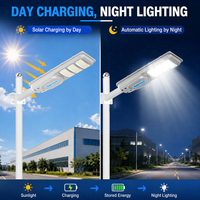 Dernier modèle de lampes solaires d'extérieur IP65 ABS 100W 200W 300W avec détecteur de mouvement, lampadaire solaire LED tout-en-un avec 2 ans de garantie