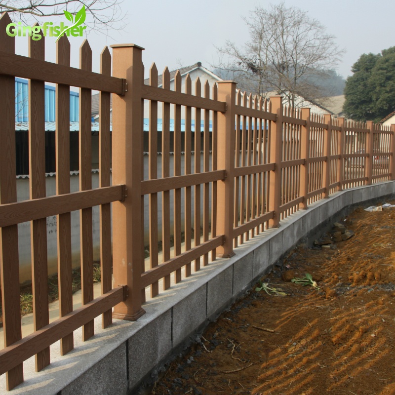 Di Plastica di legno Decorativi Da Giardino Piccolo Recinzioni per il Giardino