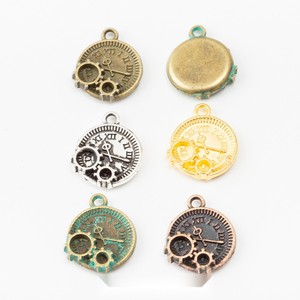 Colgante <span class=keywords><strong>de</strong></span> esfera <span class=keywords><strong>de</strong></span> reloj <span class=keywords><strong>de</strong></span> bolsillo estilo Steampunk con engranajes, <span class=keywords><strong>de</strong></span> aleación <span class=keywords><strong>de</strong></span> bronce antiguo, para cosplay, para cadena <span class=keywords><strong>de</strong></span> reloj <span class=keywords><strong>de</strong></span> bolsillo - Product Image 1