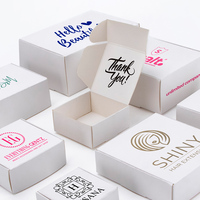 Fabricantes de prendas de vestir personalizadas, embalaje de zapatos, cajas de envío por correo, caja de cartón corrugado de papel negro mate