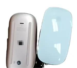 Mouse magico: Wireless, Bluetooth, ricaricabile. Funziona con Macbook superficie Multi-Touch-bianco