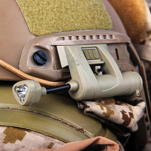 Lampe tactique NE Element Charge MPLS pour casque, 6x 4 modes, IR, étanche, en plastique, pour éclairage de jeu, signalisation extérieure et sécurité - Product Image 2