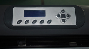 Plotter da Taglio Vinile Semi-automatico XL-721 con Posizionamento <span class=keywords><strong>a</strong></span> Linea Rossa per Adesivi - Product Image 3