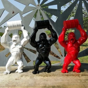 Customized Polyresin Modern Art Sculpture Pop Art Stylish Glossy Resin <strong>Gorilla</strong> Statue - Product Image 3