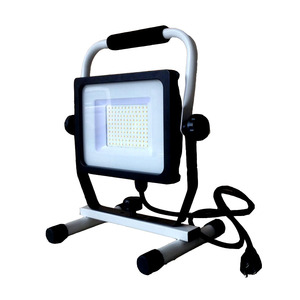Projecteur de travail LED portable 30W SMD en aluminium 3000 Lumens avec support et poignée pour atelier - Product Image 5