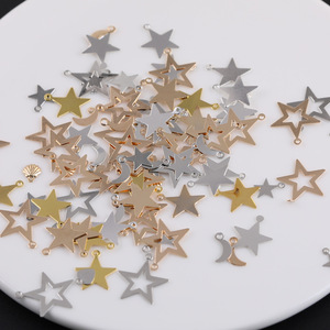 Dijes de Estrella Hueca de Aleación de Zinc de 10 mm, Accesorios de Joyería DIY, Dijes Colgantes de Moda Unisex - Product Image 1