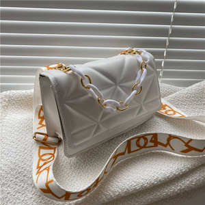 2024 nouveau CHIEN Simple sac à main décontracté personnalisé large bandoulière unique sac à bandoulière chaîne épaisse petit sac - Product Image 6