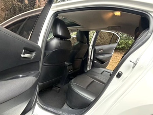 Auto Usado Toyota Corolla Sedán, Bajo Kilometraje, Confiable, Transmisión Automática, Asientos <span class=keywords><strong>de</strong></span> Cuero, Techo Panorámico LED - Product Image 6