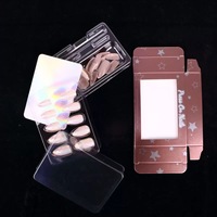 Offre Spéciale Noël : Faux Ongles Courts Carrés Rouge et Vert Motif Flocon de Neige et Canne à Sucre – 24 Pièces pour Fêtes de Fin d'Année