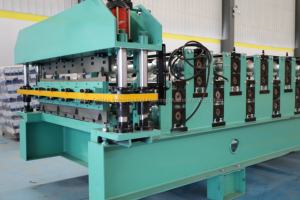 Petit pain trapézoïdal de feuille de <span class=keywords><strong>toiture</strong></span> de double couche formant la machine très utilisée dans le panneau de mur de hangar de dépôt de locomotive d'usine - Product Image 4