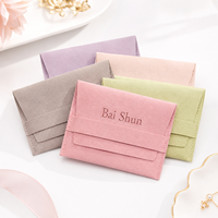Pochette enveloppe en microfibre pastel personnalisée avec logo, à rabat, pour bijoux, sac cadeau anti-poussière, sac de rangement OEM en microfibre