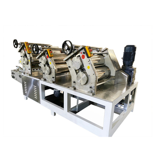 Commerciële Deegrollende <span class=keywords><strong>Sheeter</strong></span> Pizza Deegroller Machine Noodle Pasta Maken Snijmachine - Product Image 6