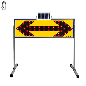Segnale Direzionale LED Solare Portatile per Controllo del Traffico e Avviso di Chiusura Corsie Autostradali - Product Image 3