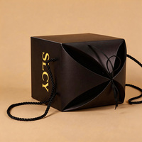 Boîtes à dragées personnalisées en forme de pyramide dorée, boîtes pliantes pour cadeaux de mariage, boîtes à biscuits en papier, boîtes à pâtisserie