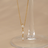 Collier en acier inoxydable CLIORO avec pendentif zircon en forme de goutte d'eau, bijoux minimalistes tendance pour femmes, accessoires quotidiens et de soirée