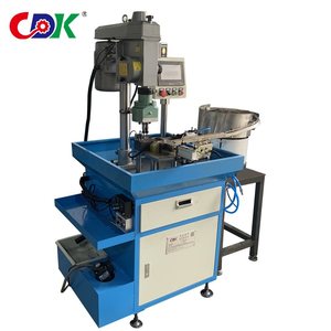 Machine de taraudage entièrement automatique à grande vitesse, personnalisable, avec alimentation par bac, tête multi-fils en option, petite machine de taraudage - Product Image 5