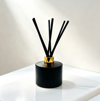 Diffuseur d'arômes de parfum de luxe noir mat, flacon de 100 ml, 200 ml, couvercle en aluminium carré avec pulvérisateur à pompe