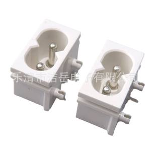 Enchufe de Corriente Alterna AC-019 Blanco, Tipo Triangular, 8 Tomas con Interruptor, Conexión a Tierra Estándar para Audio y Video, Enchufe de Pared de Plástico - Product Image 2