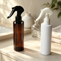 Bouteilles cosmétiques en PET ambré à épaulement plat avec pulvérisateur à gâchette et buse de pulvérisation fine