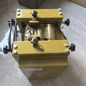 เครื่องบดสามลูกกลิ้งสำหรับวัตถุดิบลิปสติก ลิปกลอส ผงแต่งหน้า อายแชโดว์ และเครื่องบดผงเครื่องสำอาง - Product Image 5