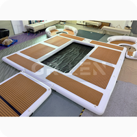 Plateformes flottantes gonflables sur mesure en forme de C, piscine océanique gonflable pour yacht, île gonflable pour fête avec tente