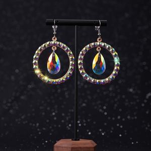 SHE DANCES Traje de danza del vientre Todos los adornos hechos a mano No alérgico AB Color Rhinestone Brillante Estrella Pendientes para damas Bailarina - Product Image 2